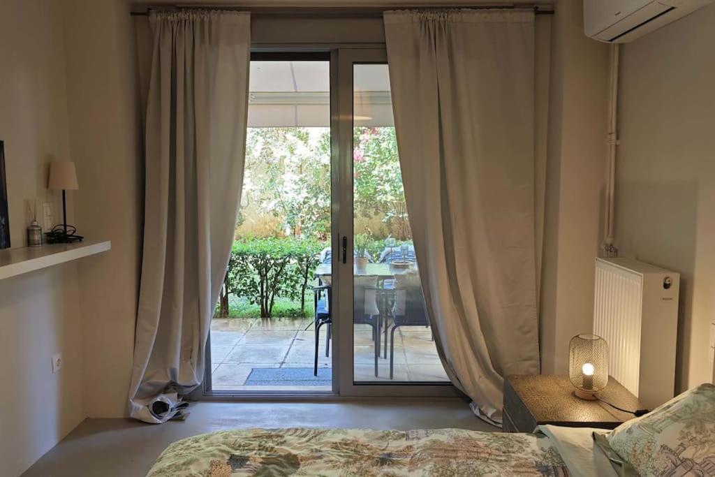 迷人花园公寓 Charming Garden Apartment